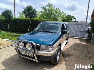 Mazda B2500 pickup