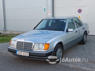 MERCEDES-BENZ E-osztály