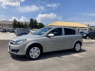 Opel Astra H 1.6 Cosmo Magyar Autó. Digit Klíma...