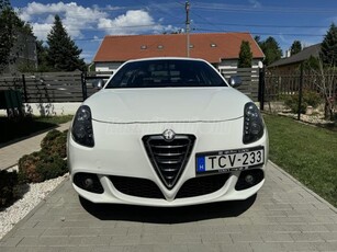 ALFA ROMEO GIULIETTA 2.0 JTDM-2 Distinctive