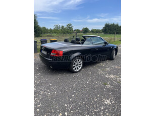 AUDI A4 CABRIO 1.8 T