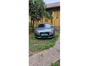 AUDI TT Coupe 3.2 V6 Quattro S-tronic