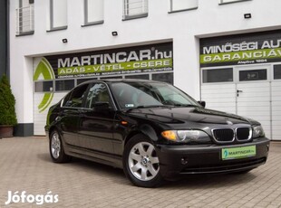 BMW 3-AS Sorozat 320d Black Sapphire Metalic +E...