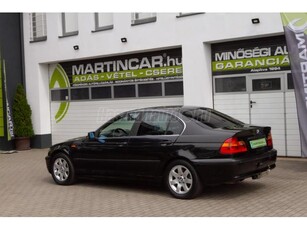 BMW 3-AS SOROZAT 320d Black Sapphire Metalic +Exclusive Creamy Beige utastér +2X-s GARANCIA !!