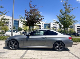 BMW 330d Gyári M. végig vezetett sz.könyv