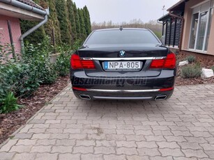 BMW 740d xDrive (Automata)