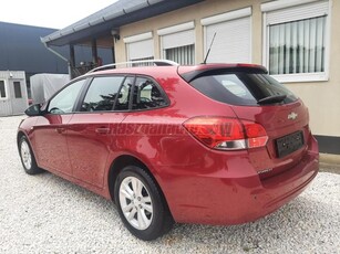 CHEVROLET CRUZE SW 1.6 LT Plus PARKOLÓ RADAR. TEMPOMAT.ALUFELNI