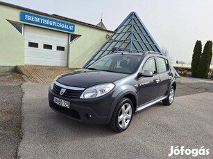 Dacia Sandero 1.6 Stepway 170100 KM - Klíma