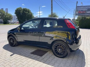 FIAT GRANDE PUNTO 1.2 8V Active 132.000.KM!! KLÍMA! VEZETETT SZERVIZKÖNYV!