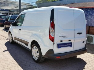 FORD CONNECT Transit200 1.5 TDCi L1 Trend (3 személyes ) MO.-i. 1. Tulaj. Szervizkönyv! KLÍMA. TEMPOMAT. PARKRADAR