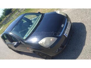 FORD FIESTA 1.4 Ghia