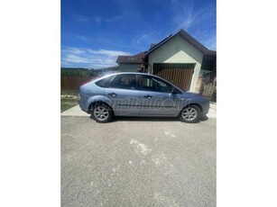 FORD FOCUS 1.4 Trend