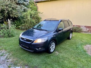 FORD FOCUS 1.6 Ghia