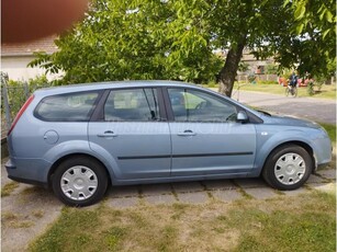 FORD FOCUS 1.6 Ghia