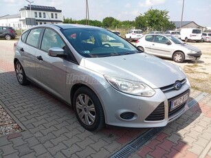 FORD FOCUS 1.6 Ti-VCT Ambiente