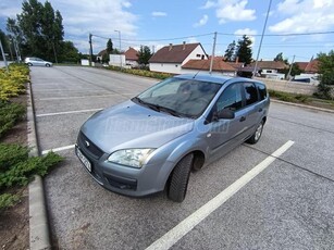 FORD FOCUS 1.6 Titanium