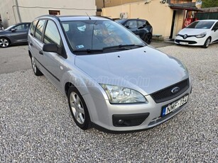 FORD FOCUS 1.6 Trend JÉGHIDEG KLIMA ALUFELNI + LEMEZFELNIRE SZERELT TÉLI GUMIK