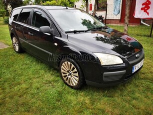 FORD FOCUS 1.8 FFV Trend Plus