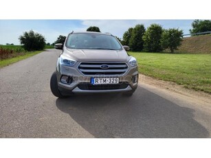 FORD KUGA 1.5 EcoBoost Titanium