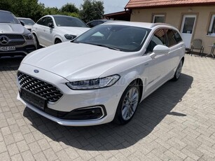 FORD MONDEO 2.0 FHEV Vignale eCVT Sávtartó/Ülésfűtés-hűtés/Tol.kamera/KeyLessGo/Táv.tempomat/Masszázs