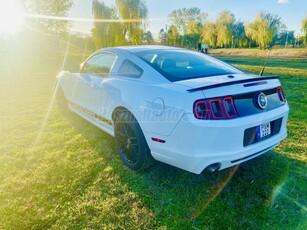 FORD MUSTANG Fastback 3.7 V6 (Automata)