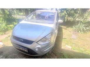 FORD S-MAX 2.0 TDCi Titanium