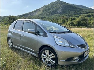 HONDA JAZZ 1.4 S Sport: rendszeresen szervizelt. digit-klíma. alufelni. vonóhorog. friss abroncs