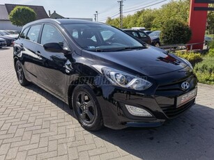 HYUNDAI I30 CW 1.4i Life Klíma-Menetfény-Alufelni