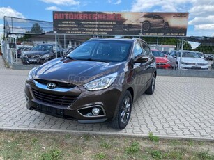 HYUNDAI IX 35 ix35 1.6 GDi Premium SZERVIZKÖNYV-DIGIT KLIMA-TEMPOMAT-ÜLÉSFŰTÉS-TOLATÓRADAR