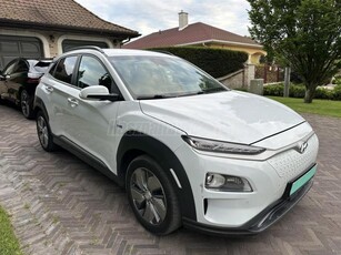 HYUNDAI KONA EV 64kWh Premium Edition