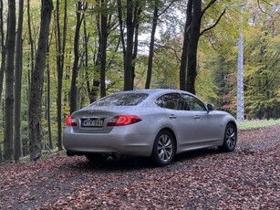 INFINITI M35h 3.5 V6 Hybrid GT Premium (Automata)