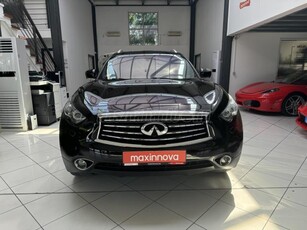 INFINITI QX70 3.0 d S Premium (Automata) Friss műszaki 2. Tulajdonos. szervizkönyv törésmentes. akár 3 év garancia