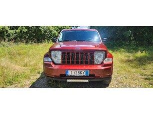 JEEP CHEROKEE 2.8 CRD S Limited Német Okmányokkal+Kapcsolható 4x4.Vonóhorog.Új Téli kerék szettel azonnal elvihe