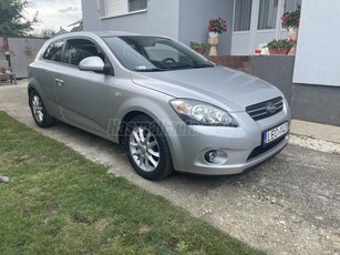 KIA PRO CEE'D 1.4 EX