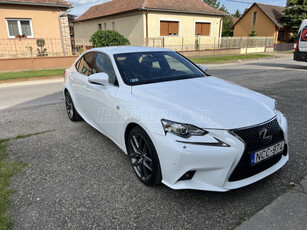 LEXUS IS 300h F-Sport (Automata)