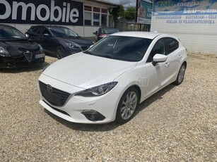 MAZDA 3 Sport 2.0 Challenge Gyöngyházfehér!