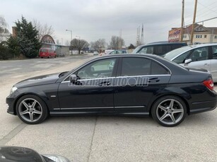 MERCEDES-BENZ C 180 BlueEFFICIENCY Elegance (Automata) (AMG PACKET. SZERVÍZELT-KITŰNŐ-NAVI-ALU)