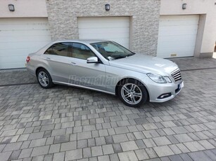 MERCEDES-BENZ E 220 CDI BlueEFFICIENCY Avantgarde Sérülés mentes. vezetett szervizkönyv