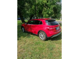 MERCEDES-BENZ GLA 200 CDI d Urban 7G-DCT