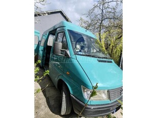 MERCEDES-BENZ SPRINTER 212 D 902.462