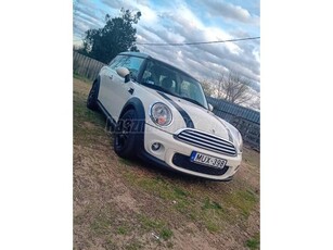 MINI CLUBMAN Cooper1.6 D