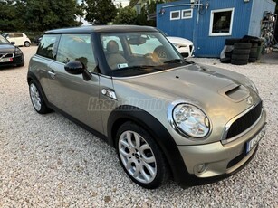 MINI COOPER S/PANORÁMA ÜVEGTETŐ/XENON/VAJBŐR