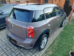 MINI COUNTRYMAN Cooper2.0 SD (Automata) PANORÁMA-BIXENON-NAVI-BŐR STB