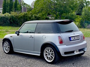 MINI MINI COOPER 1.6 JCW Edition. Egyedi darab!