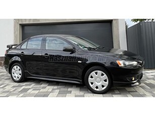 MITSUBISHI LANCER 1.5 Invite