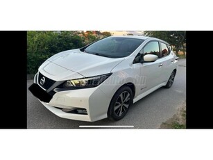 NISSAN LEAF Acenta 40kWh (Automata) 8.600 KM !!!