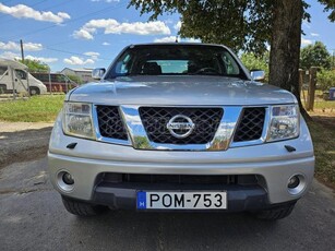 NISSAN NAVARA 4WD Double 2.5D LE