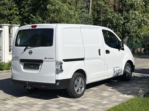 NISSAN NV200 e-NV200 Tekna (Automata) 40 kWh Alukerék. Kamera. 2x ülés fűtés + kormány fűtés. Vezetett szervizkőnyv