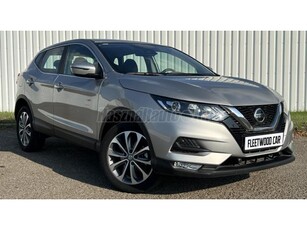 NISSAN QASHQAI 1.3 DIG-T Acenta SERVICE PACK! Gyönyörű Állapot! Tolatókamera! NAVI! Keveset futott!