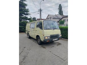 NISSAN URVAN